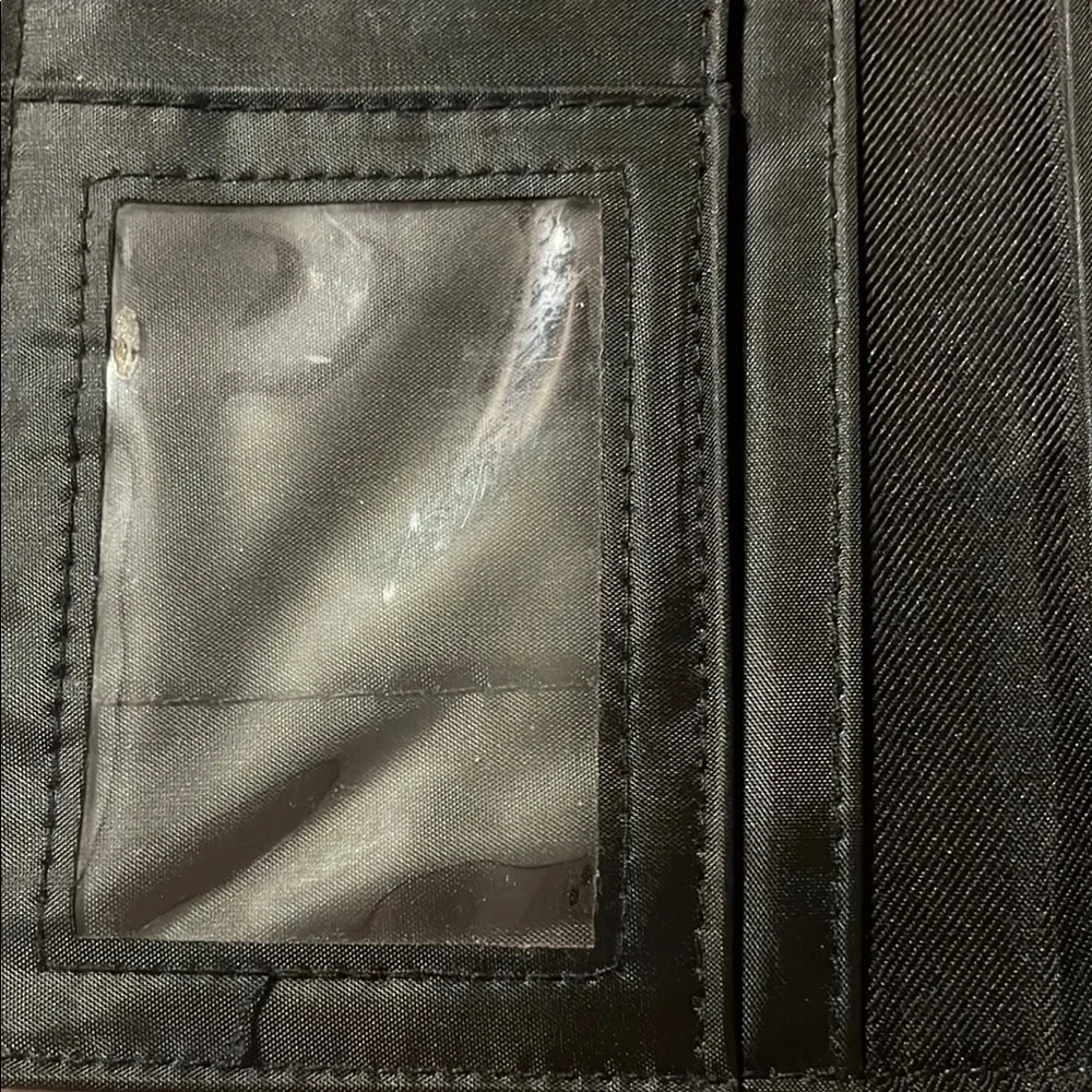 Kenneth Cole Reaction Tan Women's Wallet